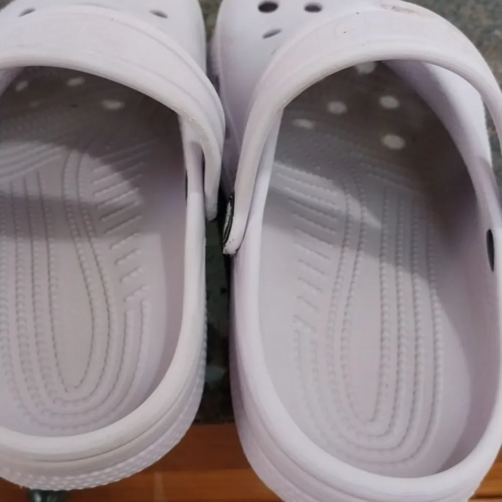 CROCS Kids Lavender Water Shoes